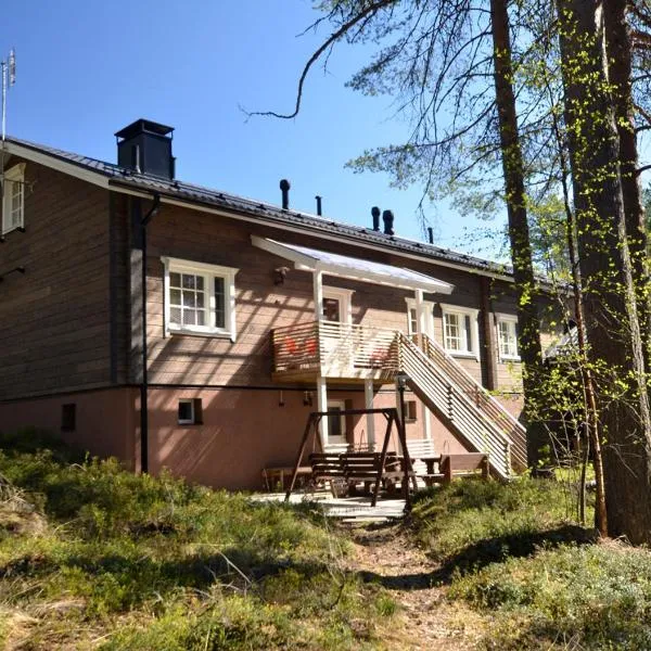 Kiiruna Kitkankieppi, hotel em Virrankylä