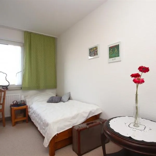 Private Room, hotel in Hannover