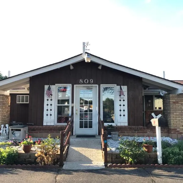 Spinning Wheel Motel, hotell i Baraboo