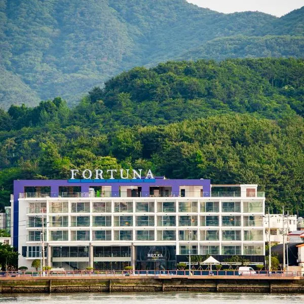 Fortuna Hotel, hotel in Tongyeong