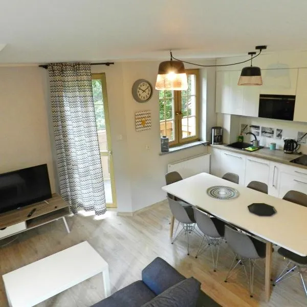 Apartamenty EverySky - Osiedle Podgórze 1D-27, hotel v destinácii Szklarska Poręba
