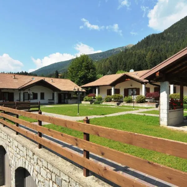 Residence Cirese, hotel v destinaci Borno