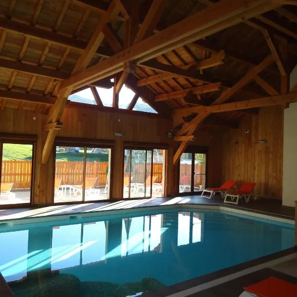 Hôtel Soleil des Neiges โรงแรมในเลอโซซ