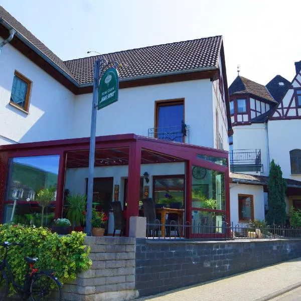 Hotel Arns, hotel v destinaci Bernkastel-Kues