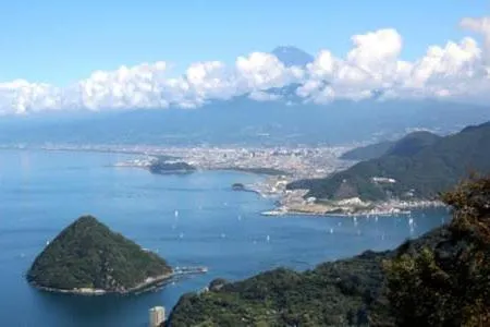Numazu Ikyuuan 沼津一休庵, hotel v destinaci Numazu