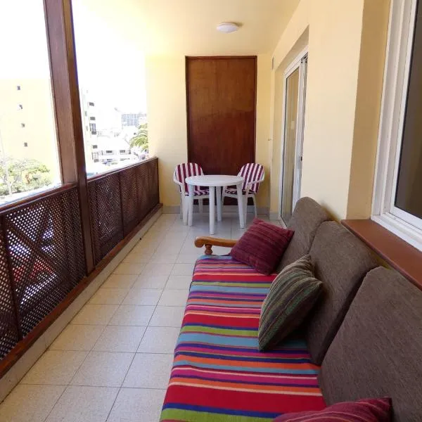 Playa Lux Los Cristianos, hotel in Los Cristianos