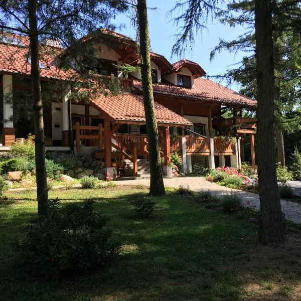 Stajnia Sarnówek, hotel in Łasin