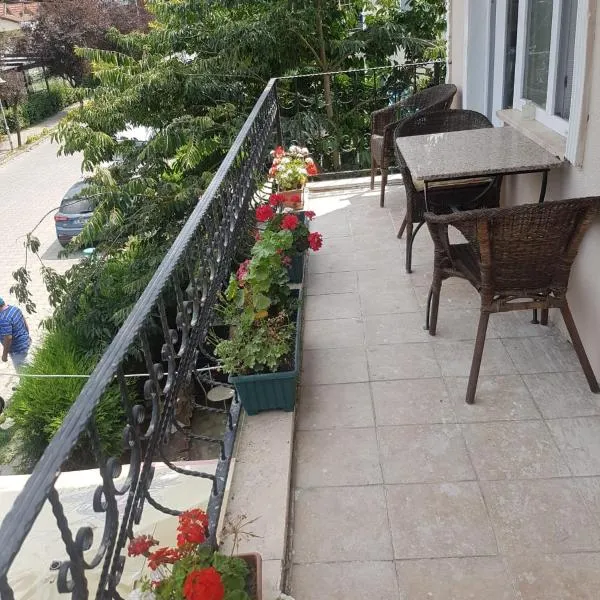 Kumbaz Pansiyon, hotel v destinaci Sapanca