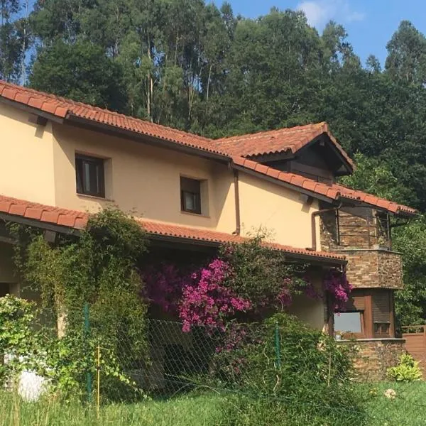Acogedora Casa en Asturias, hotel v destinaci Anzo