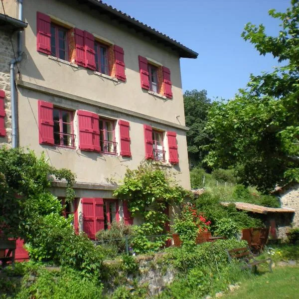 Maison d'Hôtes de la Verrière, hotel in Saint-Bonnet-des-Bruyères