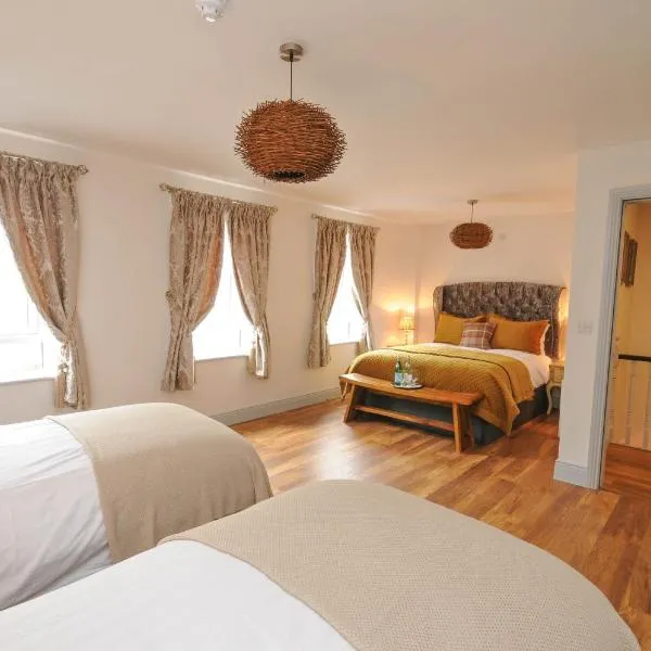 Lodge at The Old Barracks, hotel v destinaci Athenry