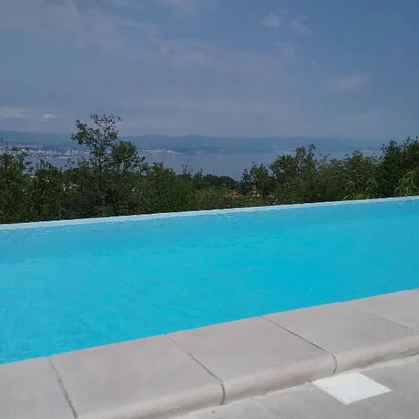 Tranquity Studio Apartment Ika, Hotel in Lovran