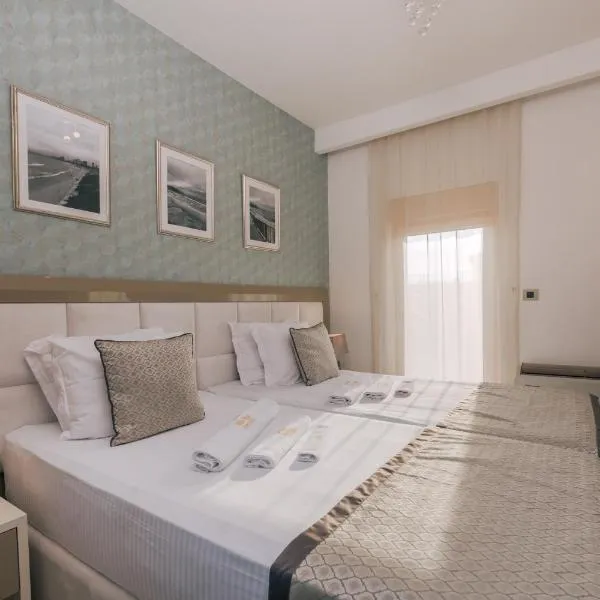 Villa Royal Apartments, hotel v destinaci Tivat
