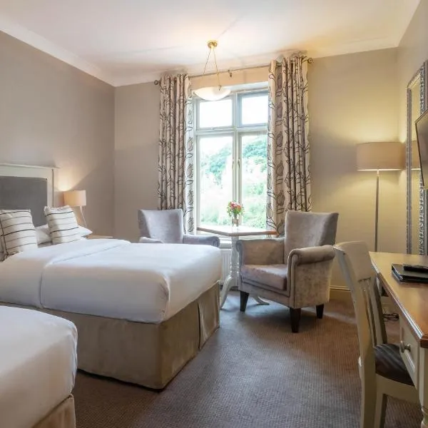 Kilkenny River Court Hotel, hotel in Seven Houses Cross Roads