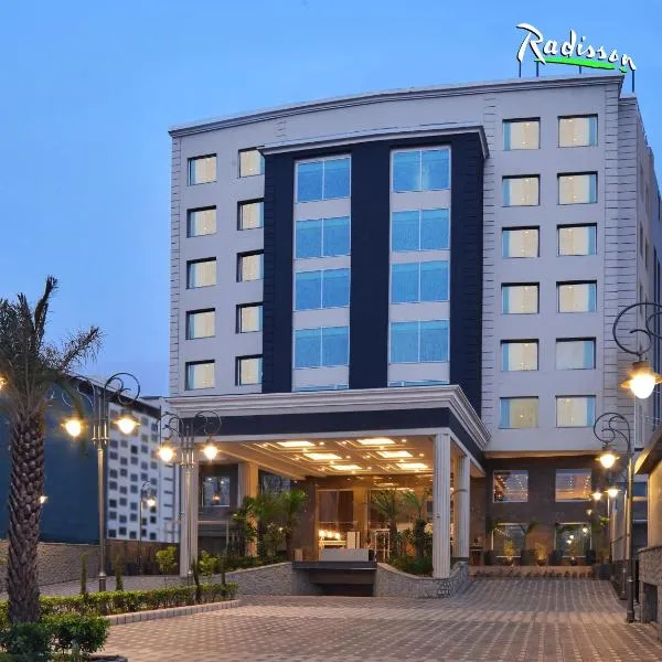 Radisson Chandigarh Zirakpur, hotel in Chandīgarh