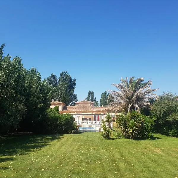 les alicantes, hotel in Coursan