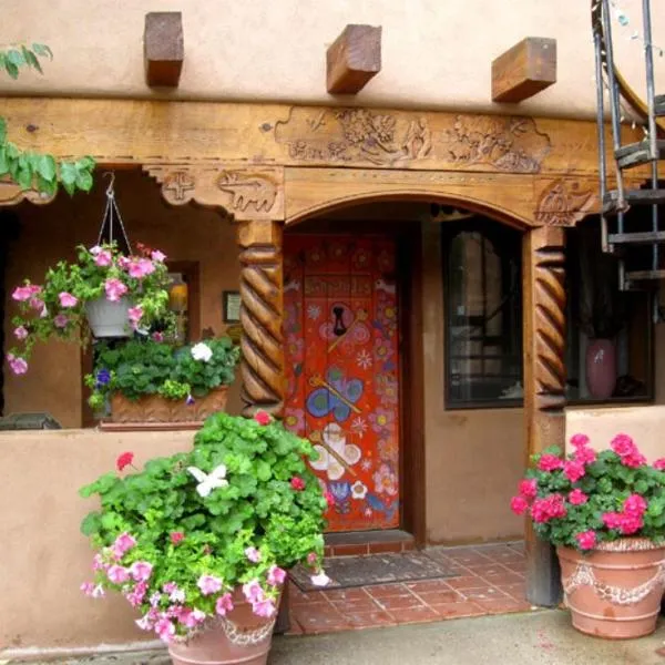La Dona Luz Inn an Historic B&B, hotel in Taos
