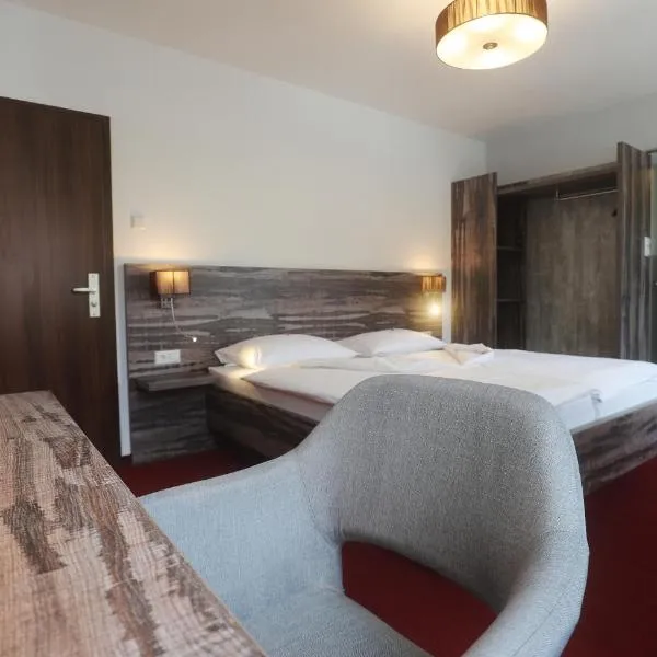 stadthotel miya, viešbutis mieste Bad Mergentheimas