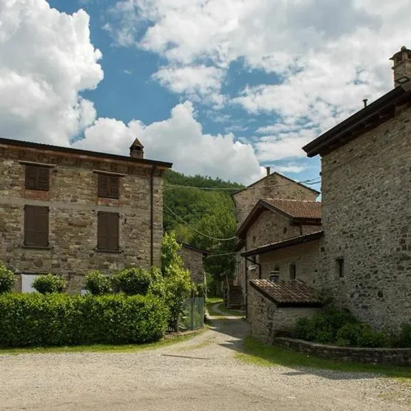Albergo diffuso Casa delle Favole, отель в городе Farini dʼOlmo