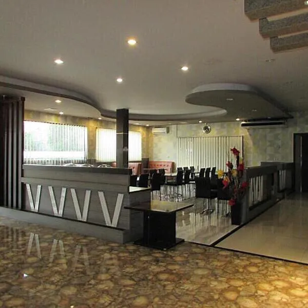 Grand Krakatau Hotel Serang, hotell i Serang