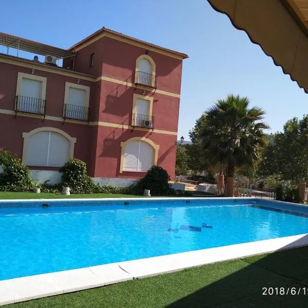 Complejo turístico y alojamientos Fuente de la Salud, hotel en Baena