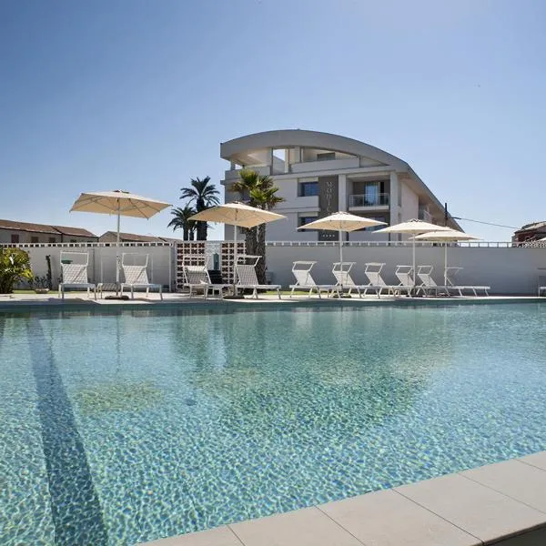 Modica Beach Resort, מלון במרינה די מודיקה