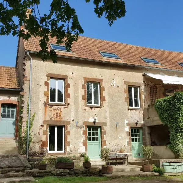 Le Moulin du Cluzeau, hotel v destinácii Chaillac