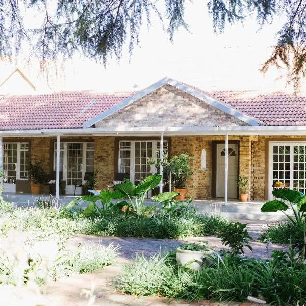 A Country Garden Guest House, hotel in Potchefstroom