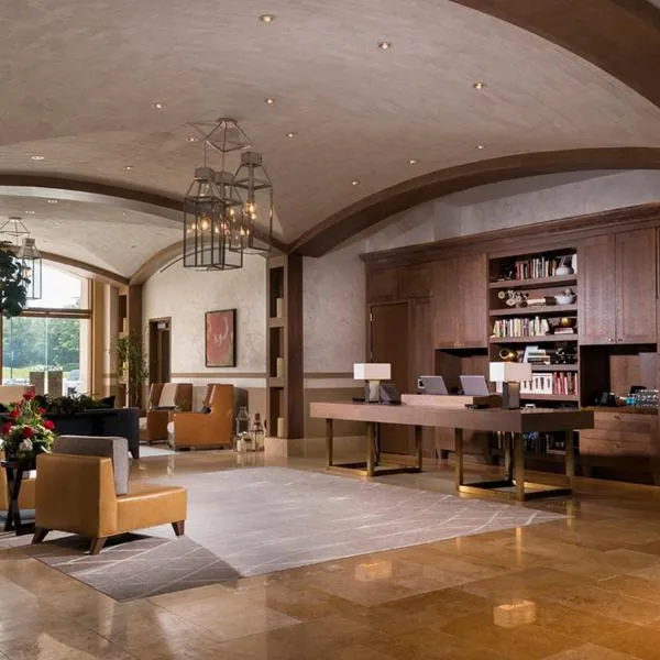 Del Lago Resort & Casino, hotel di Waterloo