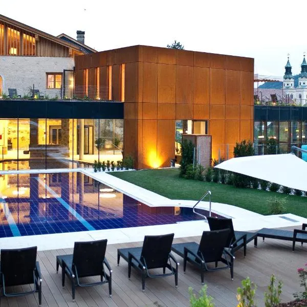 Hotel Grüner Baum, hotel Bressanonéban