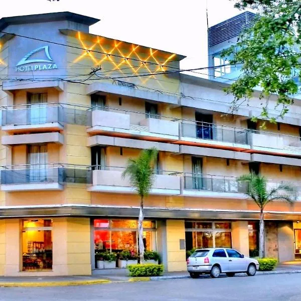 Hotel Plaza, hotel in Colón