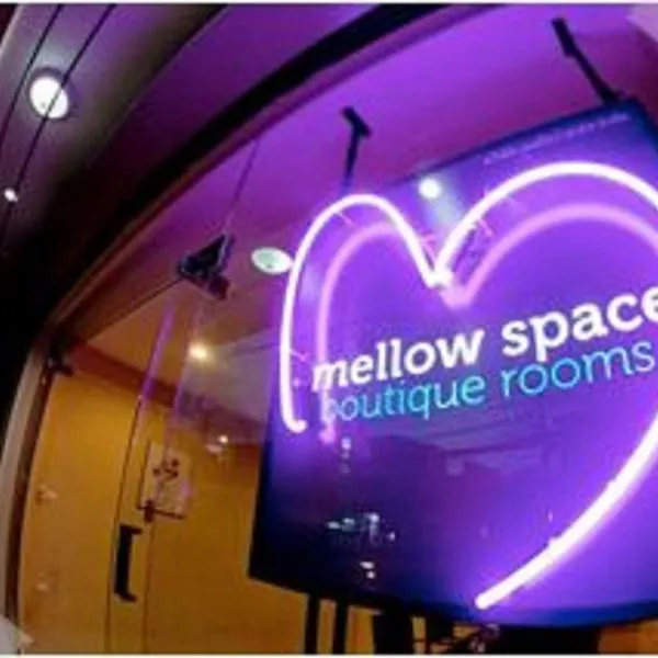 Mellow Space Boutique Rooms, hotel v destinaci Karon pláž