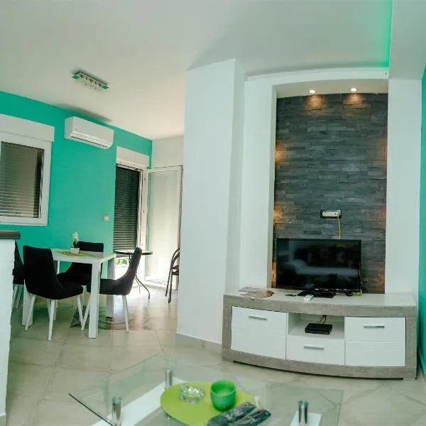 Apartmani Mozaici, hotel in Risan