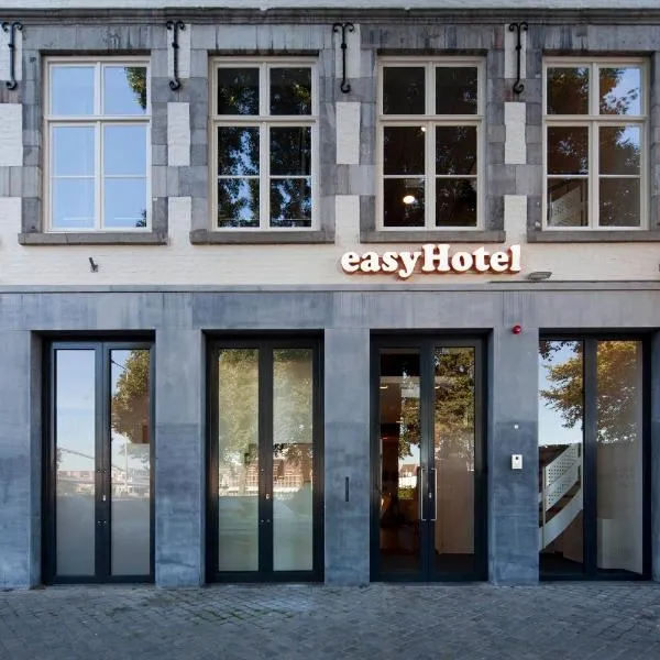 easyHotel Maastricht City Centre, hotel en Cadier en Keer