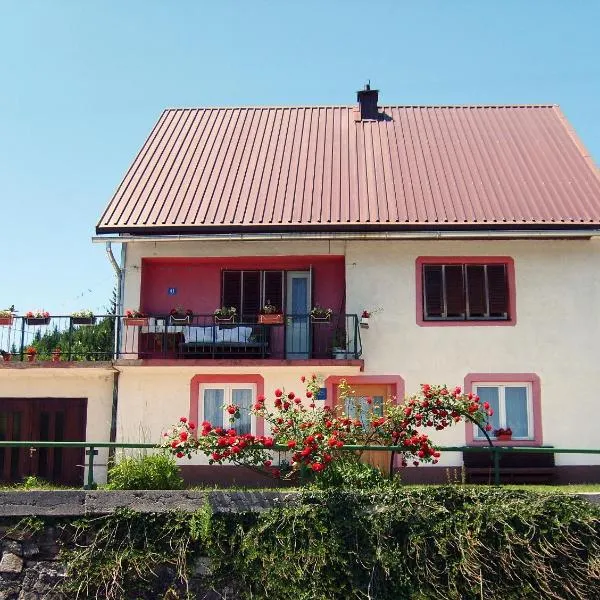 Apartman Štimac, hotel v destinácii Crni Lug