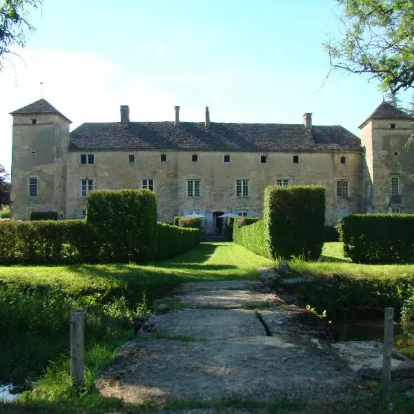 Viesnīca Château d'Ozenay pilsētā Ozenay