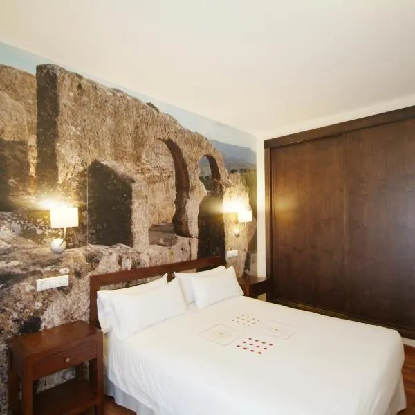 Apartamentos Ardales, hotel in Ardales