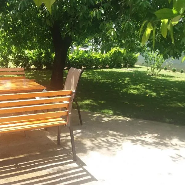 Apartment Garden, hotel di Blagaj