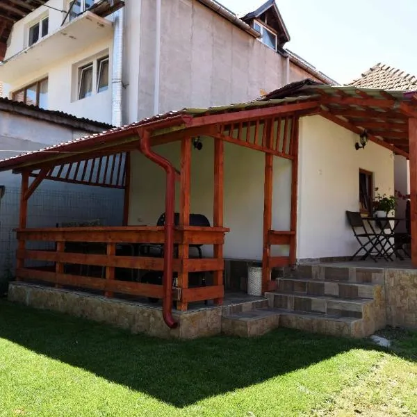 Casa Optim, khách sạn ở Călimăneşti