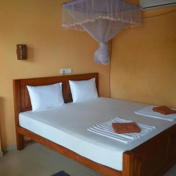 Hotel Paradiso, hotell i Akurala