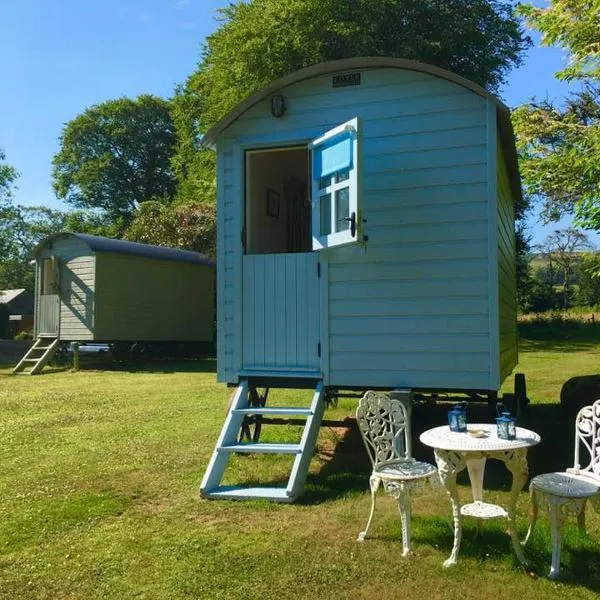 Blackstairs Shepherds Huts, hotel v destinaci Killedmond