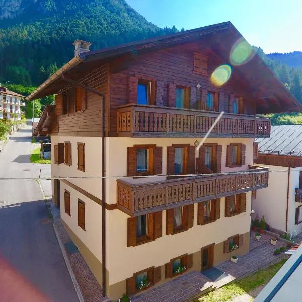 Ajarnola Locazioni Turist, hotel ad Auronzo di Cadore