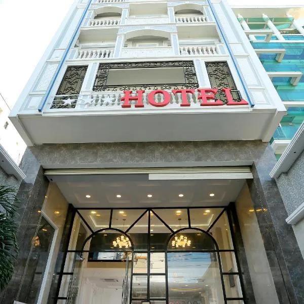 C'Lavie Hotel - Saigon Airport Hotel، فندق في Ðức Hòa