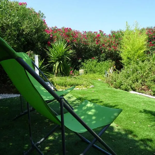 2 pièces indépendant avec son jardinet privé, hôtel à Borgo