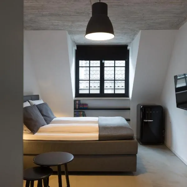 Square Rooms 8, hotel en Düsseldorf
