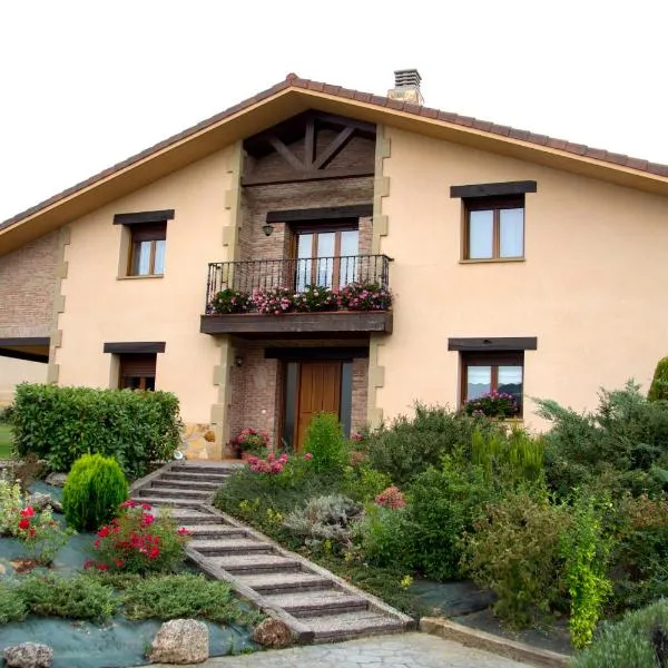 El Chalet Del Golf, hotel di Urturi