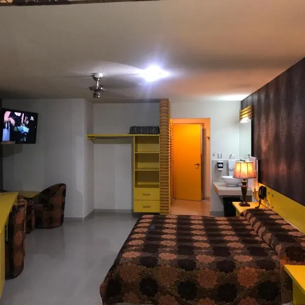 Palacio Rojo Hotel Familiar, hotel en Morelia