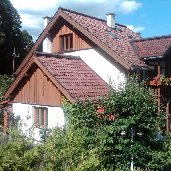 Ferienhaus Waldsicht, hotel ve Flachau