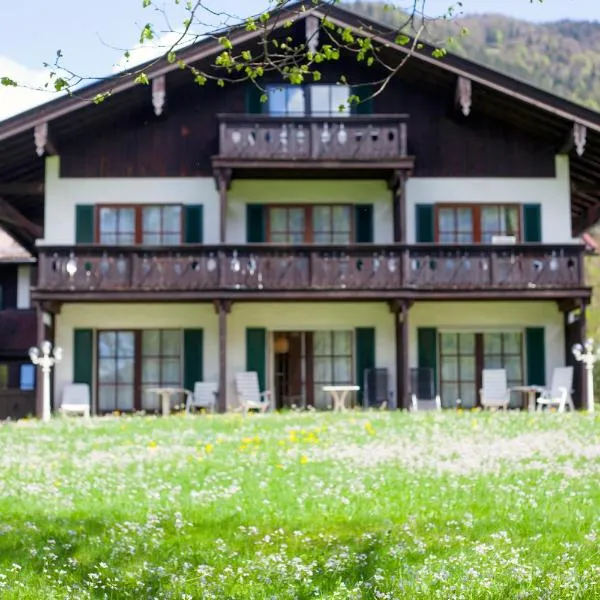Hotel Bachmair Alpina, hotel en Rottach-Egern