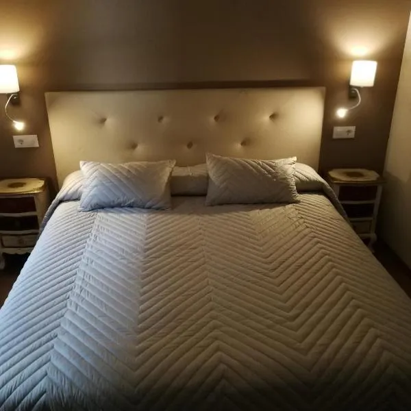 Hostal Casa Lacreu, hotel v destinaci Sahun